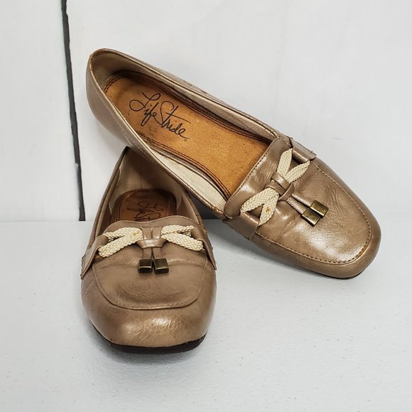 Life Stride Shoes - Life Stride Essence Tassel Faux Leather Flats 7.5